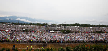 General view of Pope Francis leading holy mass in Villavicencio, Colombia September 8, 2017. REUTERS/Stefano Rellandini