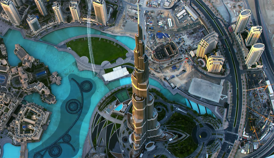 Flying over Dubai -- and other places -- with jetpacks