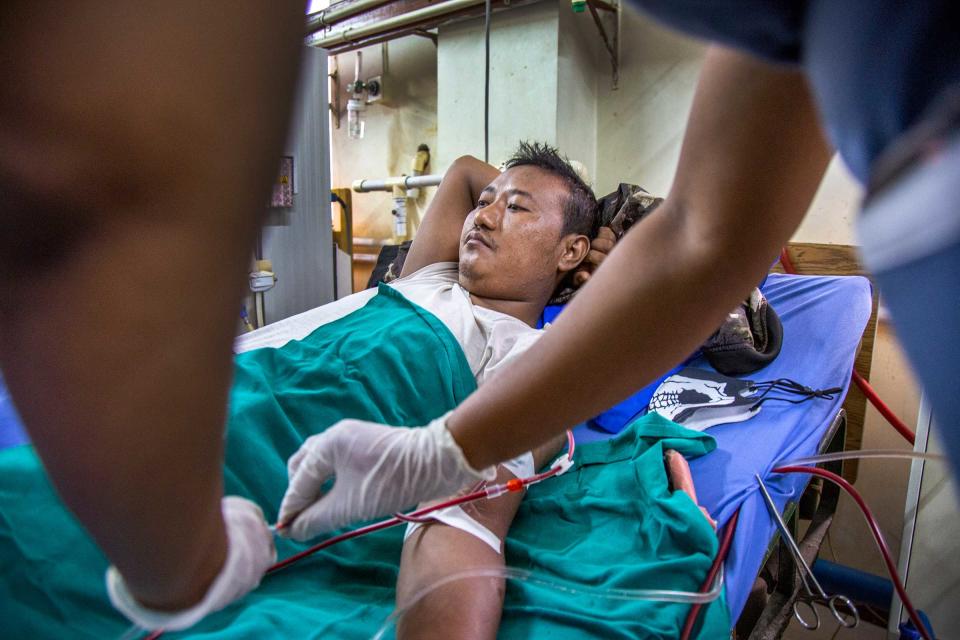 Surendra Tamang getting dialysis treatment in Kathmandu on June 28.<span class="copyright">Ed Kashi—VII for TIME</span>