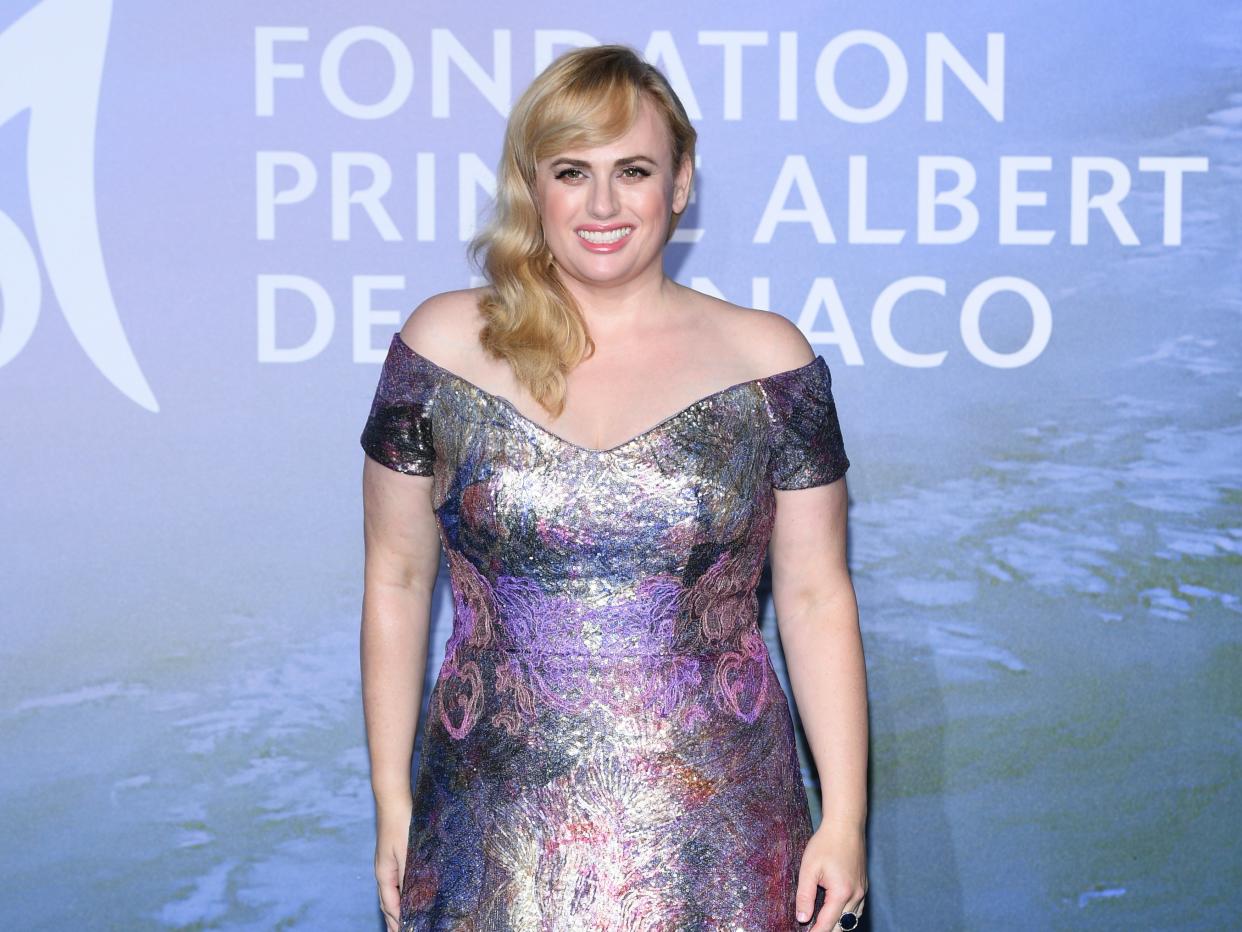 Rebel Wilson dice que la tratan de manera diferente después de perder peso (Getty Images for La Fondation Pr)