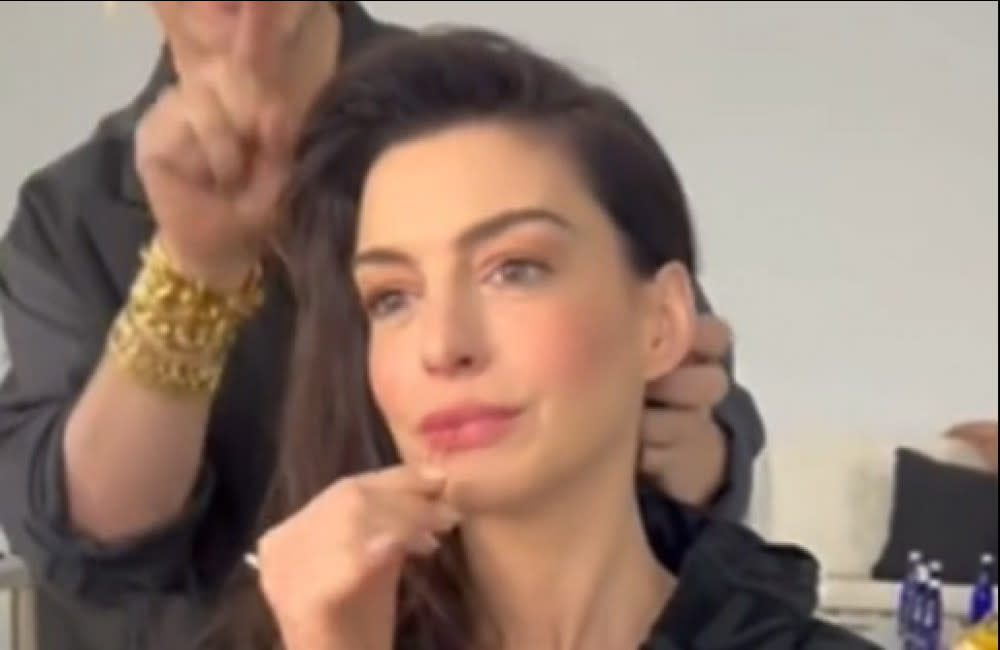 Anne Hathaway reveals hack for lip plumping using a bizarre DIY tool credit:Bang Showbiz