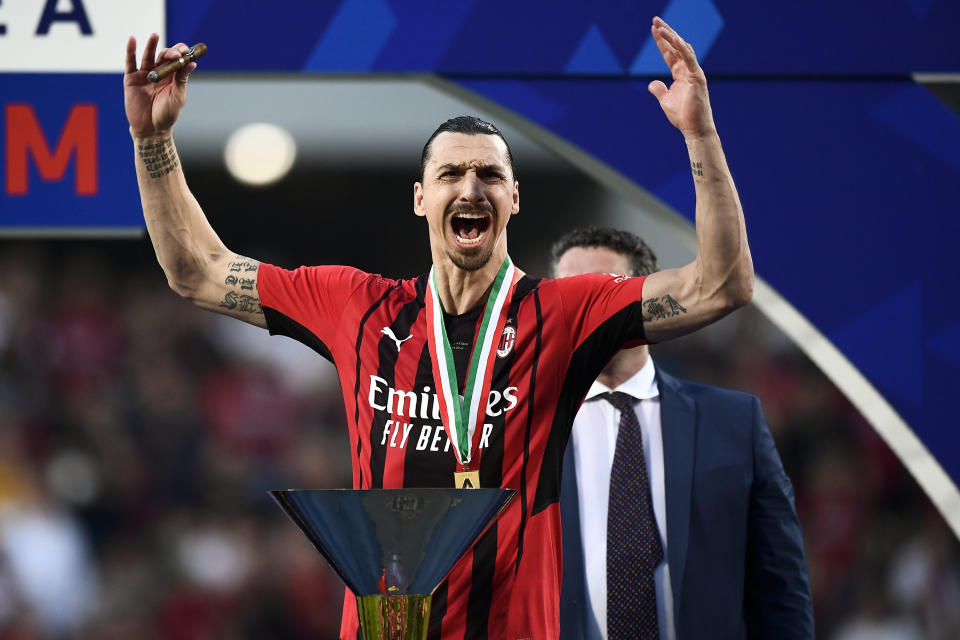 MAPEI STADIUM, REGGIO EMILIA, ITALY - 2022/05/22: Zlatan Ibrahimovic of AC Milan celebrates during the award ceremony following the Serie A football match between US Sassuolo and AC Milan. AC Milan won 3-0 over US Sassuolo securing the Scudetto championship (Serie A title). (Photo by Nicolò Campo/LightRocket via Getty Images)