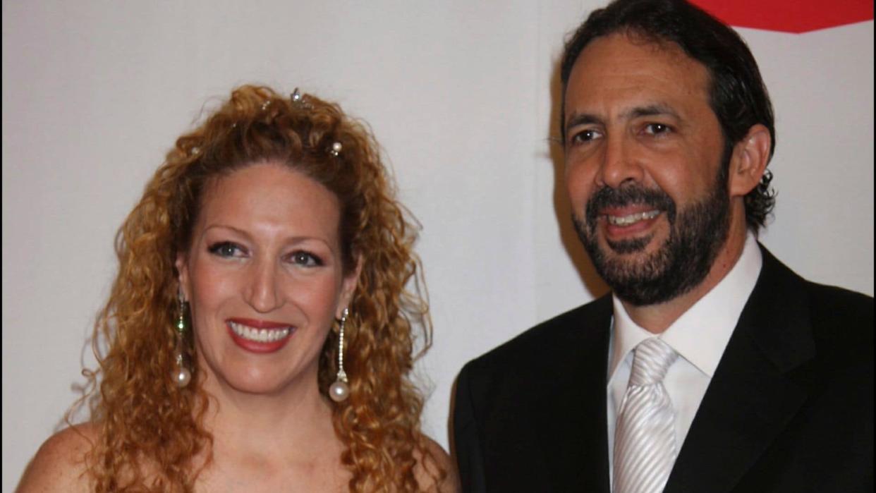 Juan Luis Guerra y su mujer Nora Vega en la gala Person of the Year de la academia de los Grammy en 2007