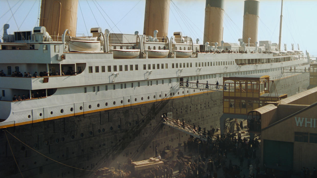  Titanic ship docked in 1997 movie 