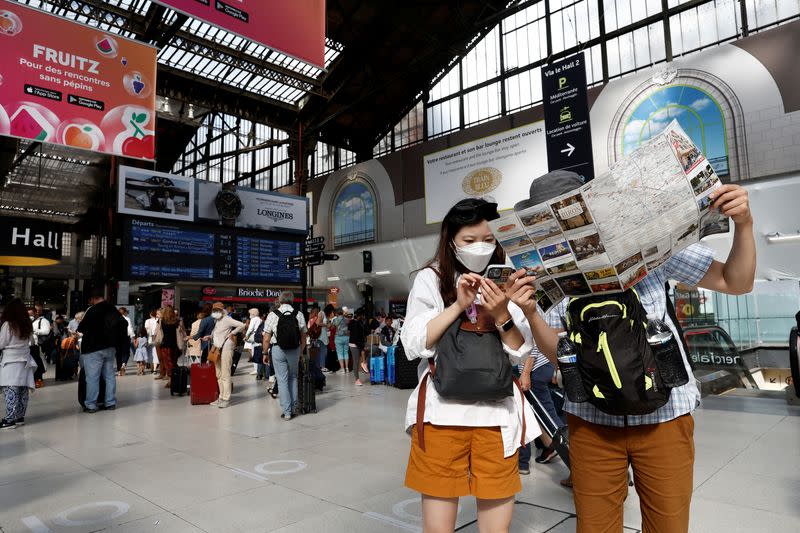 French railway workers on strike demanding salary hike