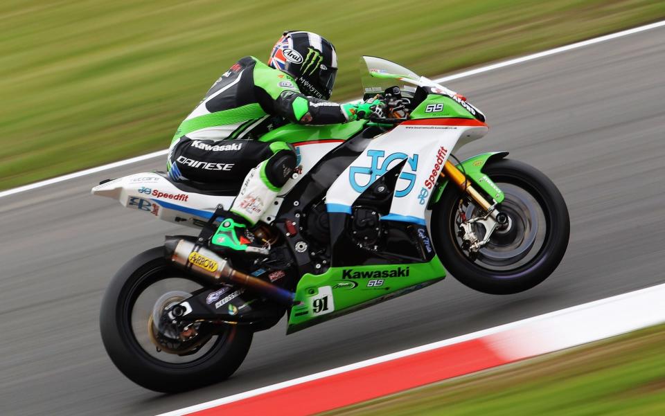 Leon Haslam of JG Speedfit Kawasaki leads the field - Getty Images Europe