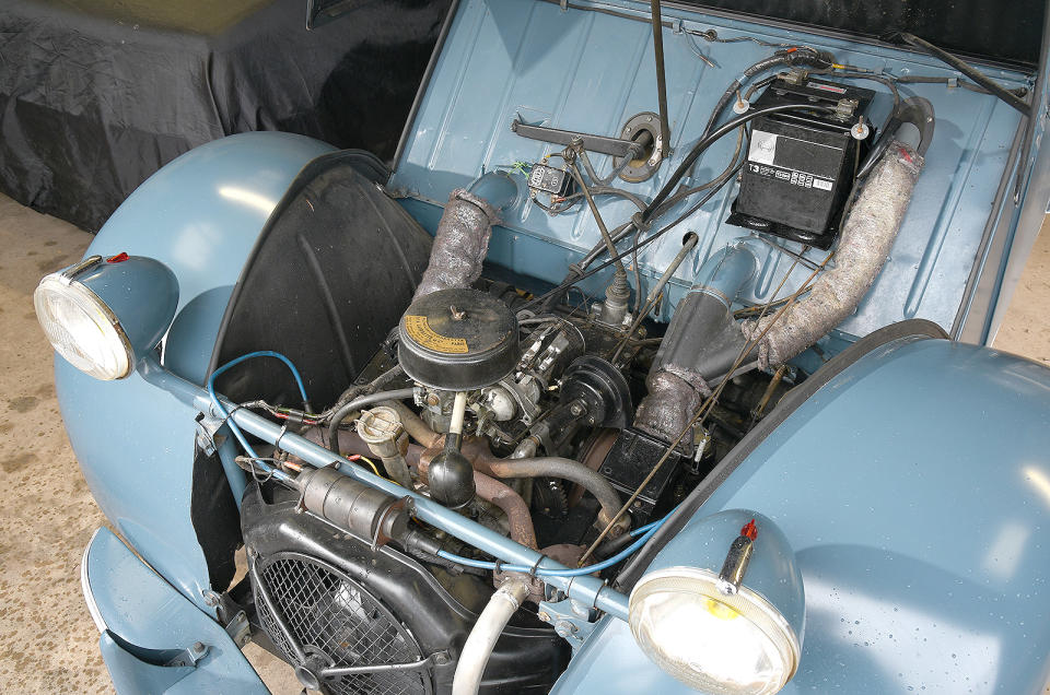 <p><strong>Citroën</strong>’s air-cooled two-cylinder, ranging in size from 375cc to 602cc, lasted the entire life of the <strong>2CV</strong>, which might have begun nine years earlier if war hadn’t got in the way. The engine was also used in the <strong>Ami</strong>, <strong>Dyane</strong> and <strong>Mehari</strong>. A 652cc development of it later appeared in the <strong>Visa</strong>.</p>