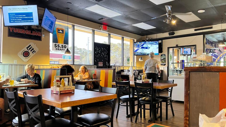 Veciono's Family Restaurant has a sports bar feel with a number of TVs and vintage-style beer and other beverage signs on the walls.