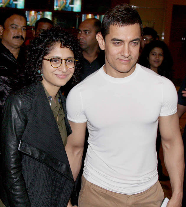 Aamir Khan along with his wife Kiran Rao at the premiere of his latest flick 'Talaash'