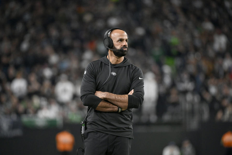 Head coach Robert Saleh is bending over backward to defend quarterback Zach Wilson amid the Jets' ghastly offensive struggles. (AP Photo/David Becker)