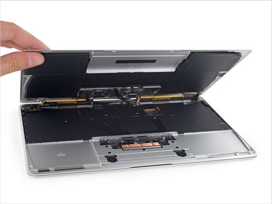 iFixit 祖傳拆解：新MacBook 的觸控板專門ARM 芯片控制，自修可能性幾乎沒有