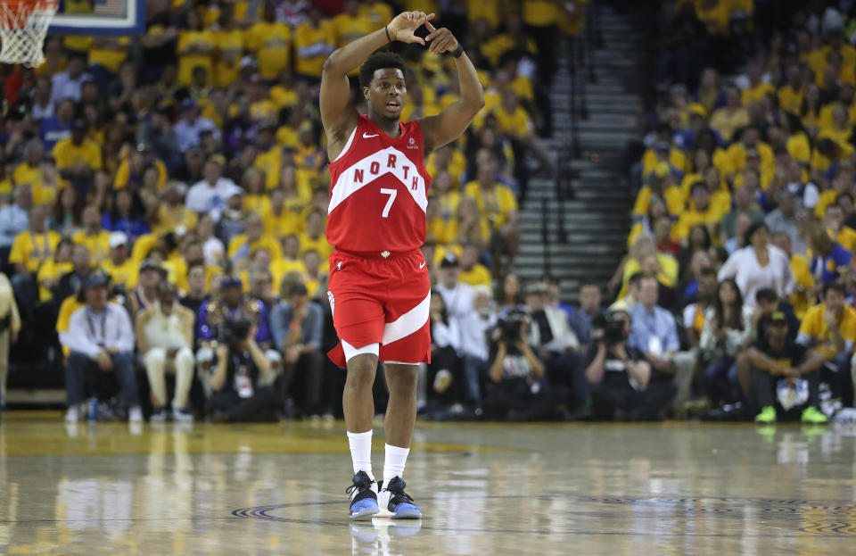 Toronto Raptors guard Kyle Lowry calls a play as the Toronto Raptors beat the Golden State Warriors in game four of the NBA Finals at Oracle Arena in Oakland. June 7, 2019.