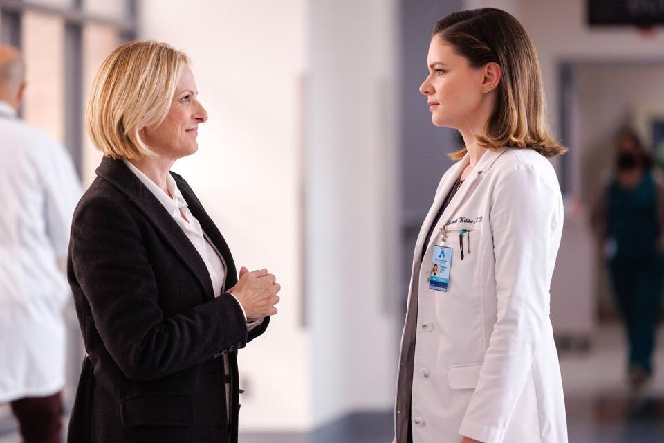 NEW AMSTERDAM -- "Don't Do This for Me" Episode 510 -- Pictured: (l-r)Marlee Matlin as Dr. Bev Clemons, Sandra Mae Frank as Dr. Elizabeth Wilder