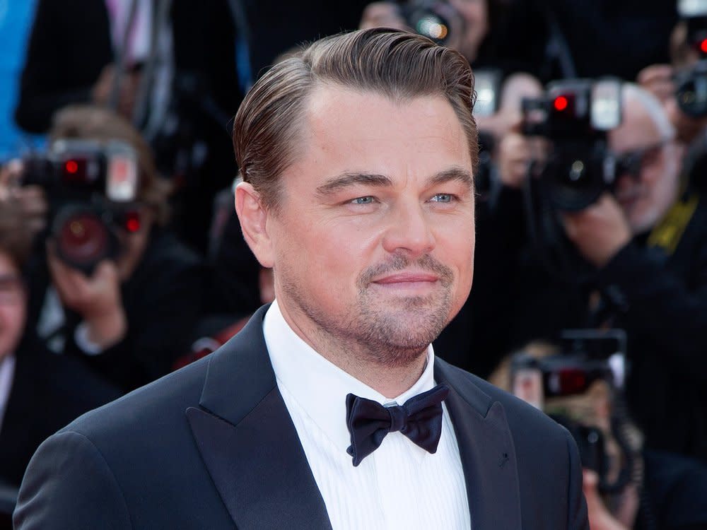 Leonardo DiCaprio soll wieder zu haben sein. (Bild: 2019 Andrea Raffin/Shutterstock.com)