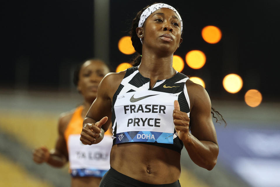 女子100米方面，34歲牙買加「媽媽飛人」費絲亞（Shelly-Ann Fraser- Pryce）6月於奧運熱身賽以10秒63完成100米。 (Photo by KARIM JAAFAR/AFP via Getty Images)