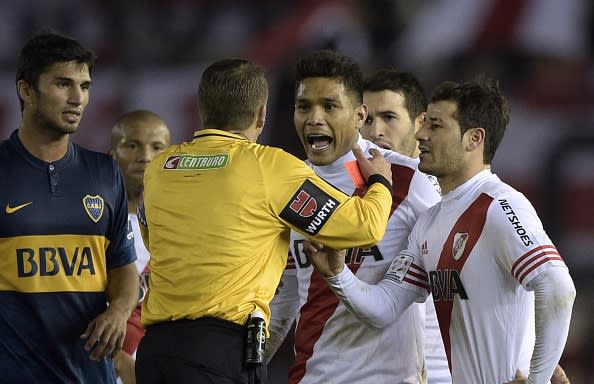 Teofilo Gutierrez en su paso por el River Plate. (JUAN MABROMATA/AFP/Getty Images)