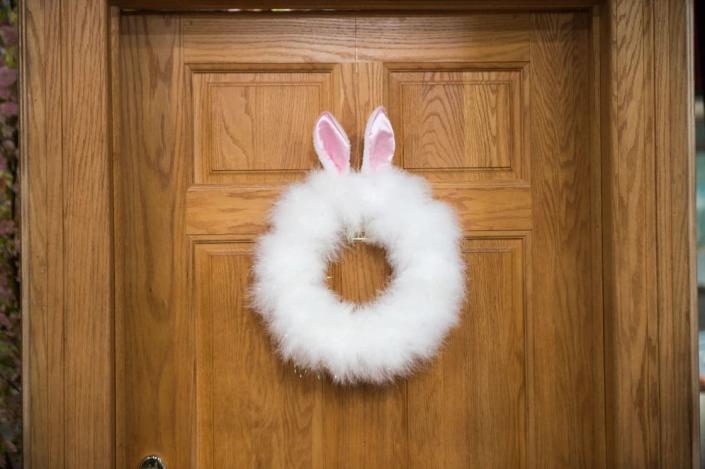 Easter Crafts: Bunny Wreath (Nathan Congleton / TODAY)