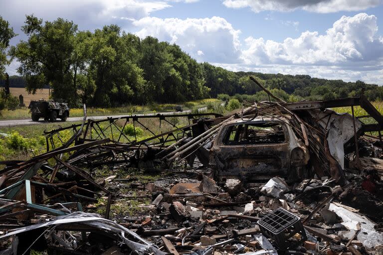 Destrucción en la región de Sumy en medio de los combates entre Rusia y Ucrania. (David Guttenfelder/The New York Times)