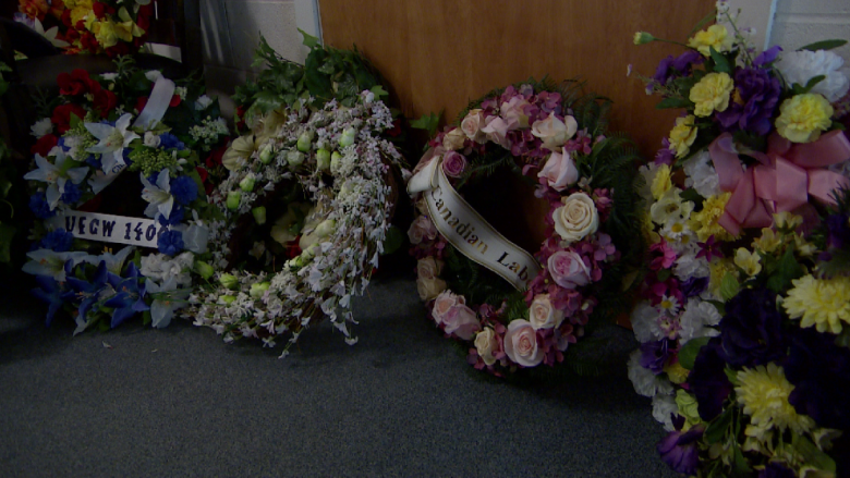 Saskatoon residents gather to mourn those who died on the job