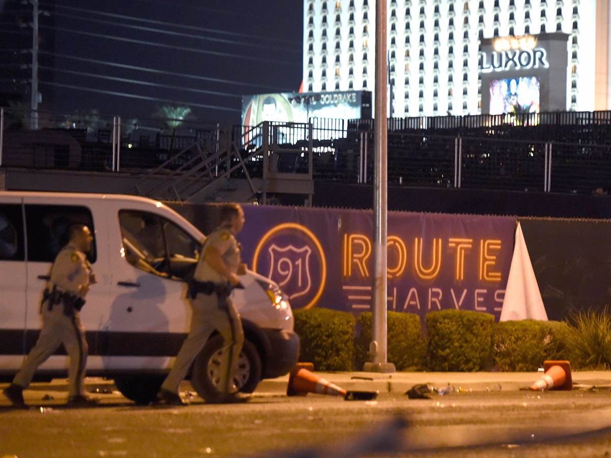 Mandalay Bay crowds appear low after Las Vegas shooting