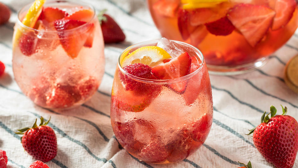 Glasses of rosé sangria