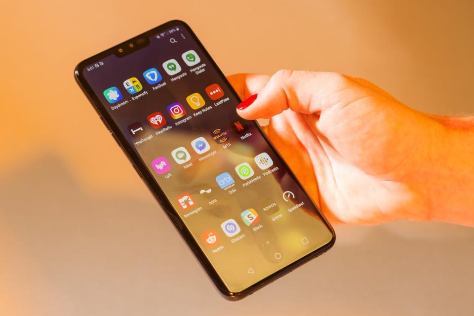 LG V40 ThinQ Smartphone