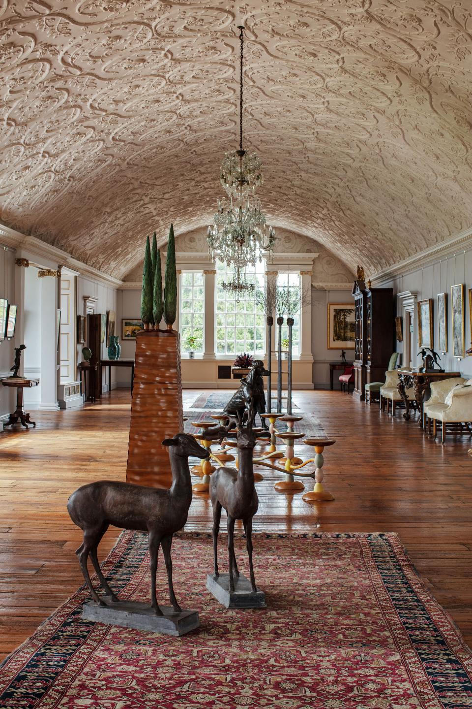 See How One Modern Family Restored Its Ancestral Family Estate in England