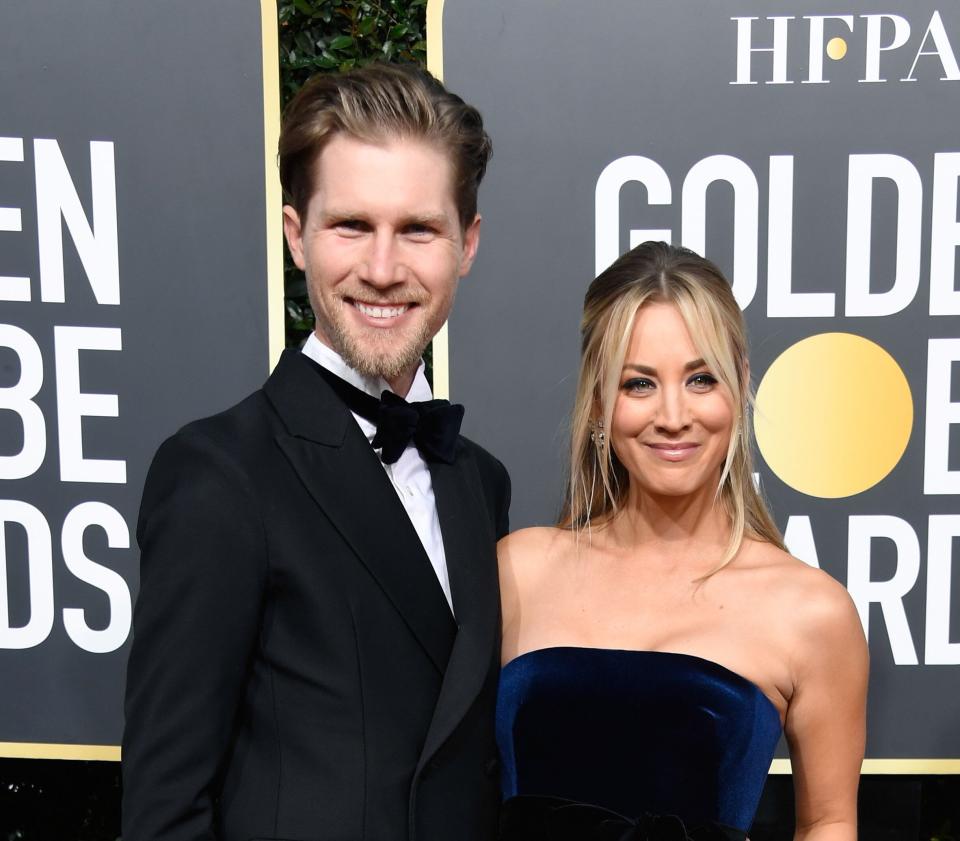 Karl Cook and Kaley Cuoco attend the 76th annual Golden Globe Awards on Jan. 6 in Beverly Hills. (Photo: Frazer Harrison via Getty Images)