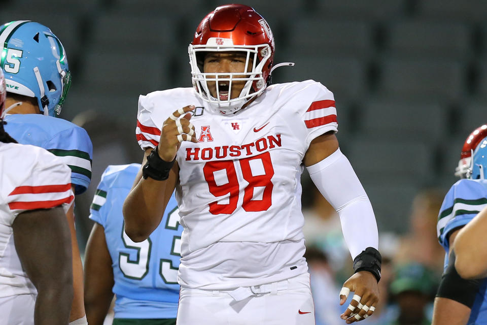 NEW ORLEANS, LOUISIANA - SEPTEMBER 19: Payton Turner #98 of the Houston Cougars celebrates a tackle during the first half of a game against the Tulane Green Wave at Yulman Stadium on September 19, 2019 in New Orleans, Louisiana. (Photo by Jonathan Bachman/Getty Images)