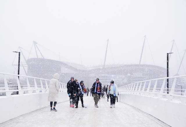 Football fans in snow