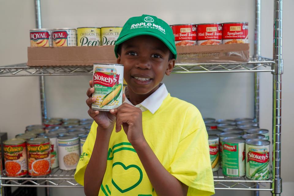 TikTok sensation Tariq the Corn Kid, a new county resident, joined forces with RELENISH, Middlesex County’s food bank, to support a local food pantry in honor of REPLENISH’s 30th anniversary.