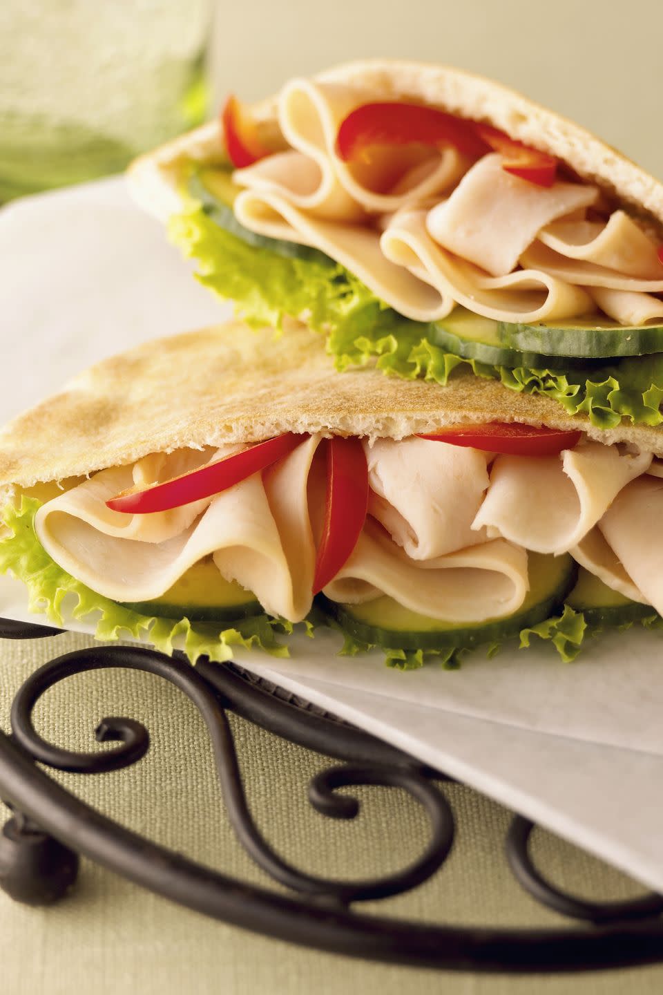 <p>Build a pita sandwich with 1 mini whole wheat pita, 3 ounces turkey breast, 1/2 roasted pepper, 1 teaspoon mayo, mustard and lettuce. Serve with 1 stick part-skim mozzarella string cheese and 2 <a href="https://www.goodhousekeeping.com/health/diet-nutrition/a33606591/kiwi-benefits/" rel="nofollow noopener" target="_blank" data-ylk="slk:kiwis;elm:context_link;itc:0;sec:content-canvas" class="link ">kiwis</a>.</p><p><strong>RELATED: <a href="https://www.goodhousekeeping.com/health/diet-nutrition/g576/healthy-snacks/" rel="nofollow noopener" target="_blank" data-ylk="slk:20+ Healthy Snacks That Can Be Great for Weight Loss;elm:context_link;itc:0;sec:content-canvas" class="link ">20+ Healthy Snacks That Can Be Great for Weight Loss</a></strong></p>