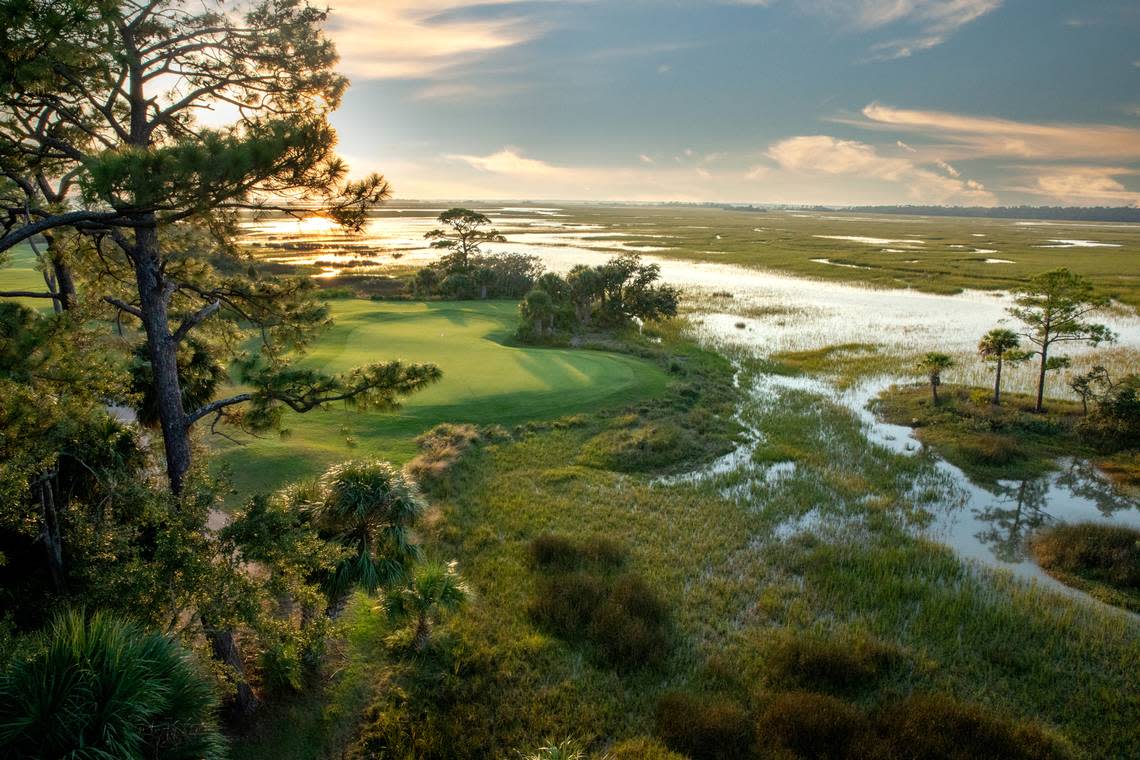 An aerial view of a Fripp Island Resort golf course.