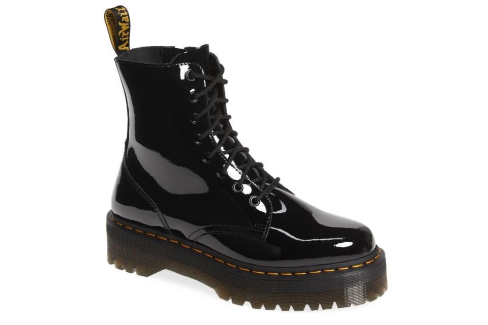 jadon boot dr. martens 