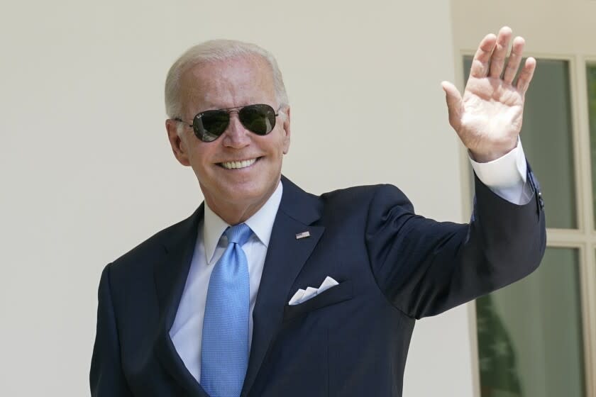 El presidente Joe Biden después de hablar desde el rosedal de la Casa Blanca en Washington, el miércoles 27 de julio de 2022. (Foto AP/Susan Walsh)