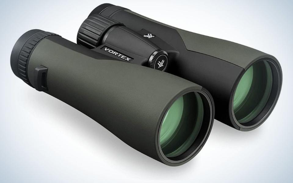 Vortex Optics Crossfire HD Binoculars are the best for stargazing and birdwatching. 