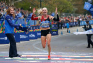 Shalane Flanagan of the U.S. crosses the finish line to win the Women's race of the New York City Marathon in Central Park in New York, U.S., November 5, 2017. REUTERS/Brendan McDermid