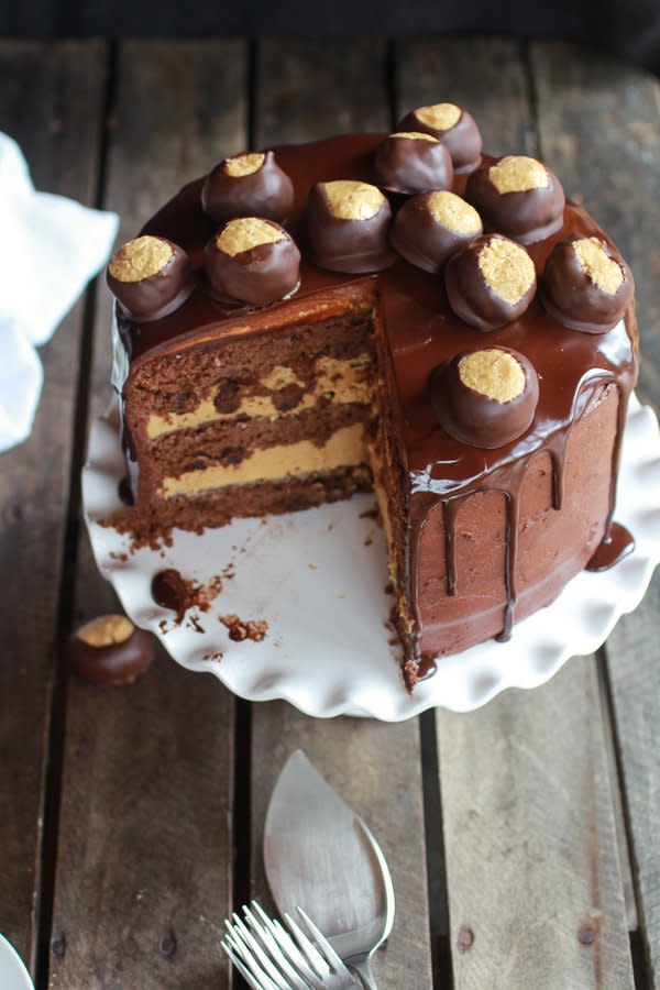 <strong>Get the <a href="http://www.halfbakedharvest.com/ultimate-triple-layer-chocolate-bourbon-peanut-butter-buckeye-cake/" target="_blank">Chocolate Bourbon Peanut Butter Buckeye Cake</a>&nbsp;recipe from Half Baked Harvest</strong>