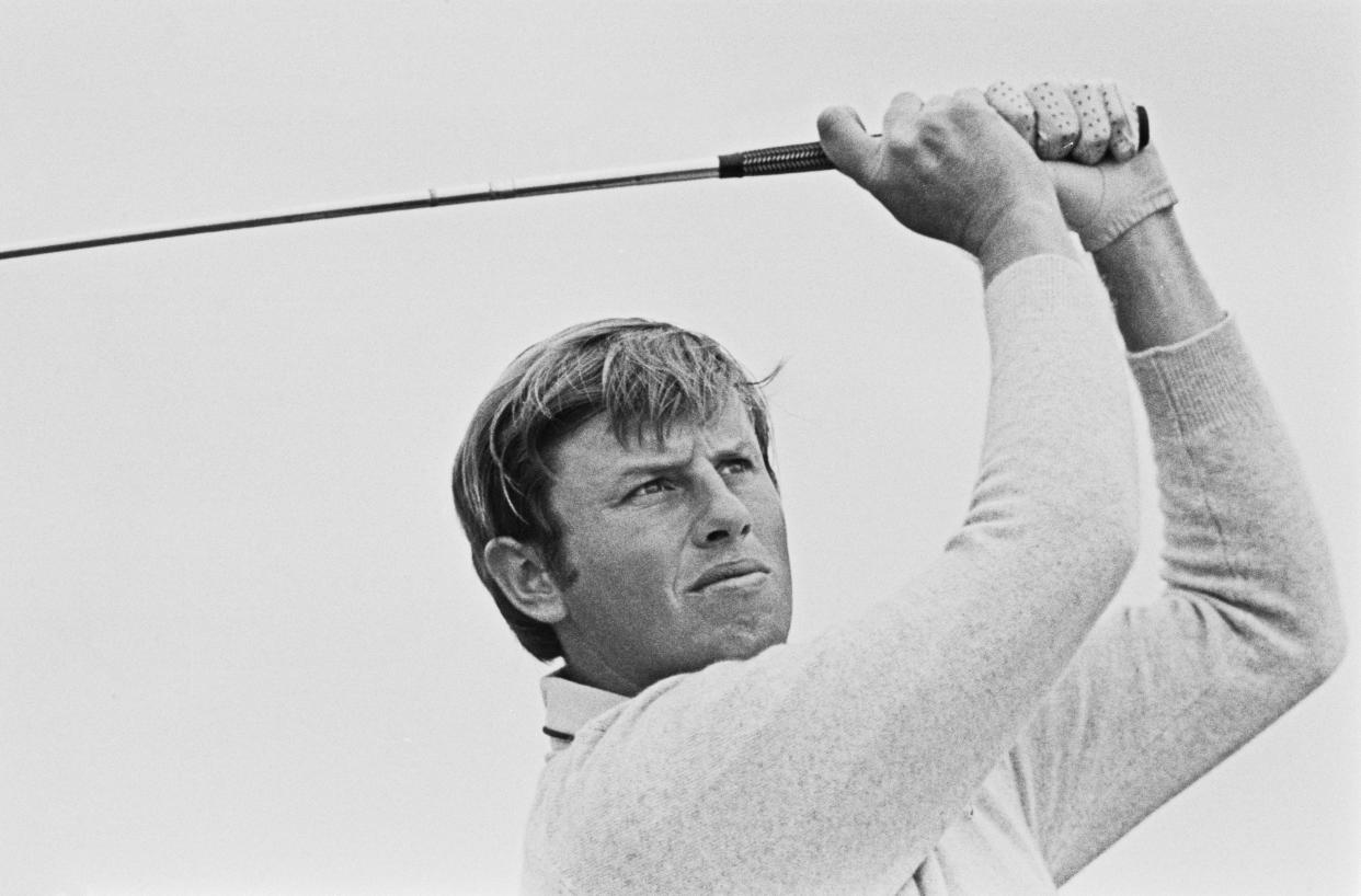 Peter Oosterhuis was a fixture at the 17th hole of the Masters. (Photo by Evening Standard/Hulton Archive/Getty Images)