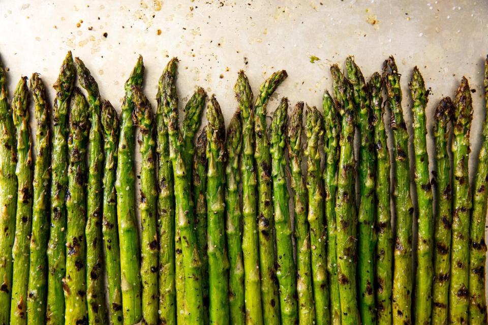 grilled asparagus  delishcom