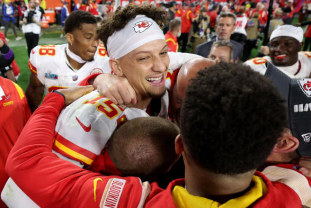 Super Bowl LVII: Patrick Mahomes, Chiefs beat Eagles, 38-35