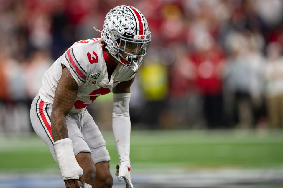 Ohio State CB Damon Arnette played the 2019 season with a cast on his wrist. (Photo by Zach Bolinger/Icon Sportswire via Getty Images)