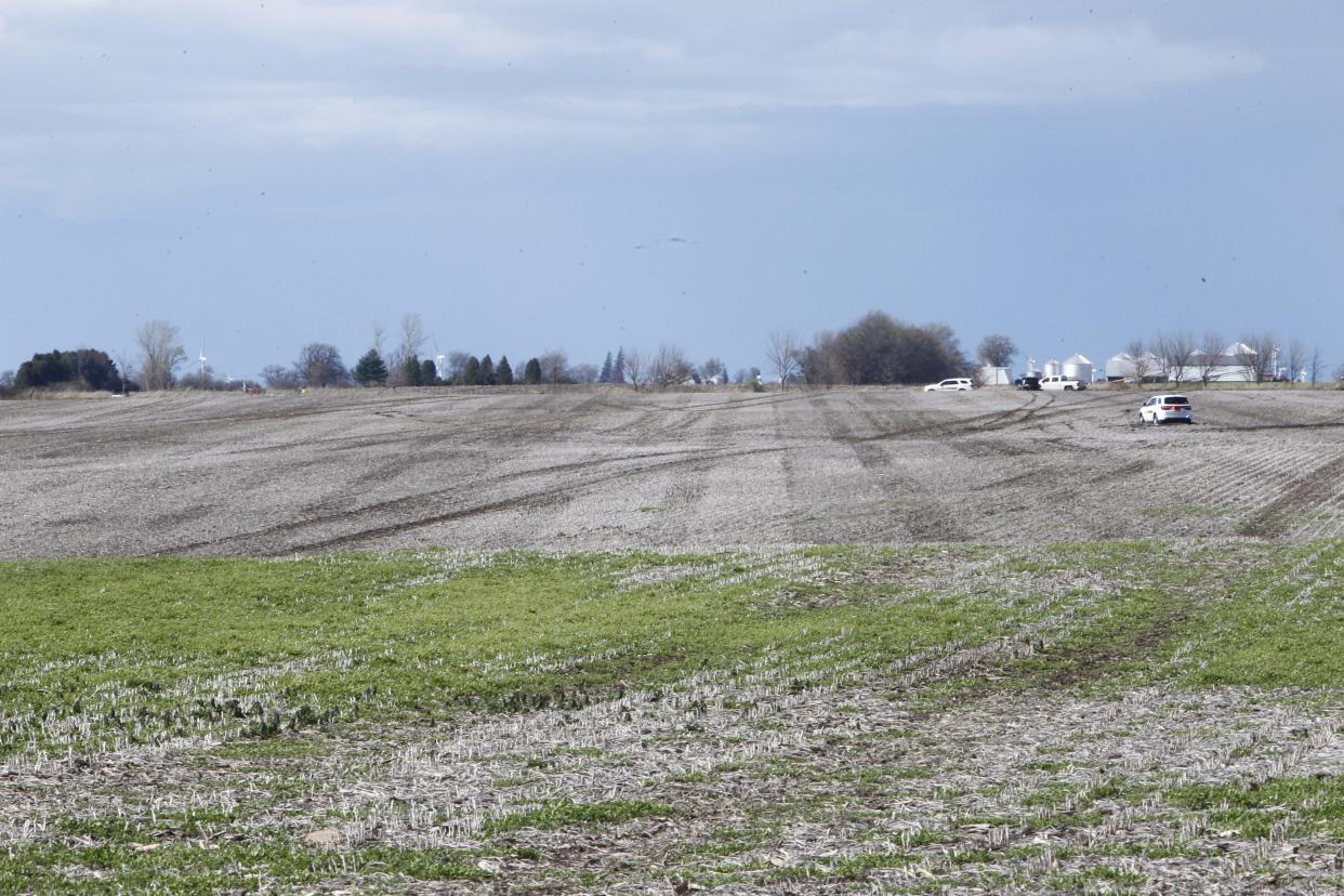 Tippecanoe County Sheriff's Office sports utility vehicles got stuck in the mud in the field north of Tippecanoe County Road 600 North west of U.S. 231. The deputies were trying to reach a small plane crash between County Roads 600 North and 750 North. The plane's pilot is dead.