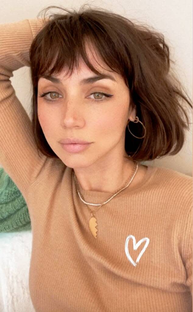 Ana De Armas, Instagram