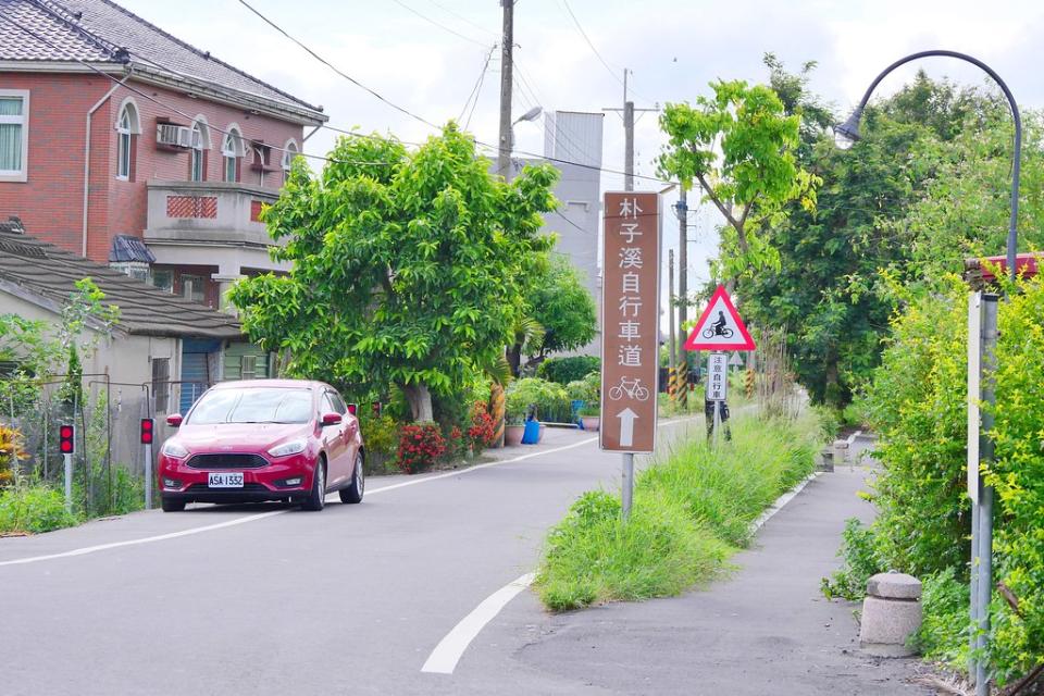 嘉義六腳鄉阿勃勒黃金步道