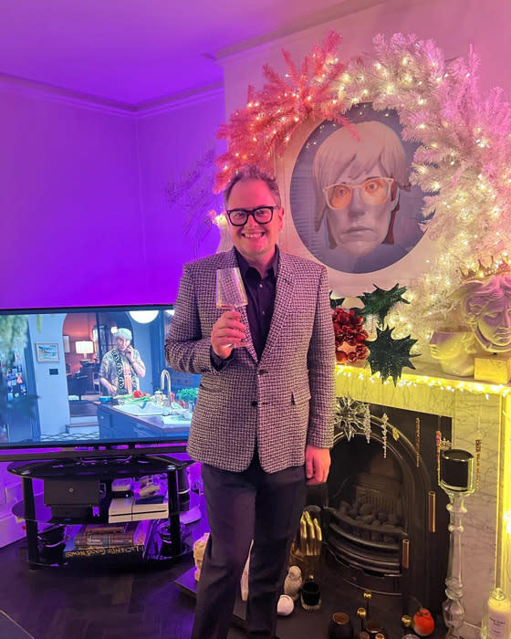 alan-carr-living-room-fireplace