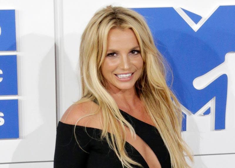 Britney Spears se opone en los tribunales a que su padre sea su único tutor