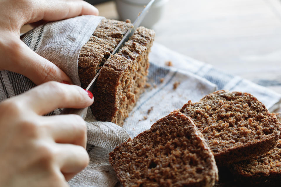 Auch in Brot kann Alkohol enthalten sein. (Bild: Getty Images)