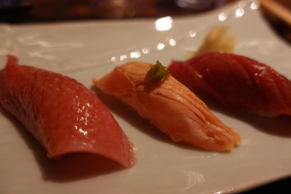 Aburi Ora King salmon sushi – S$15++ per piece
Chutoro sushi– S$23++ per piece
Otoro sushi – S$38++ per piece