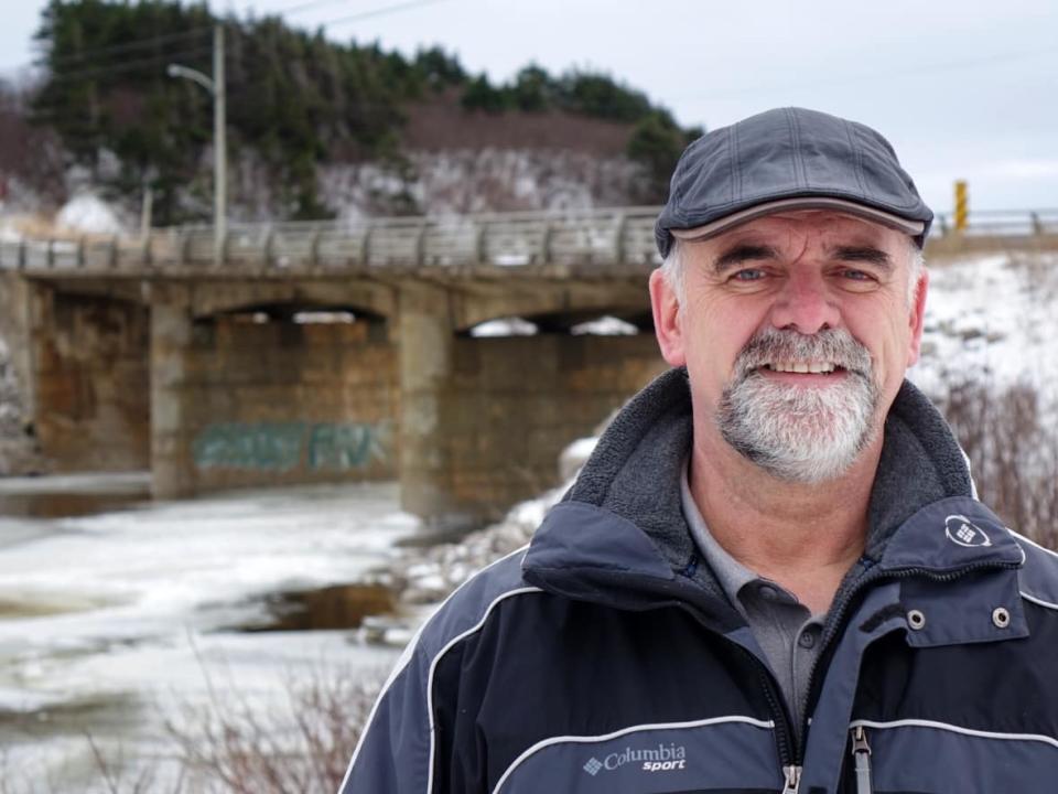 Jim Cashin, the mayor of Port au Port East, N.L., says he's advocated to replace the Romaines River Bridge for 18 years. (Patrick Butler/Radio-Canada - image credit)